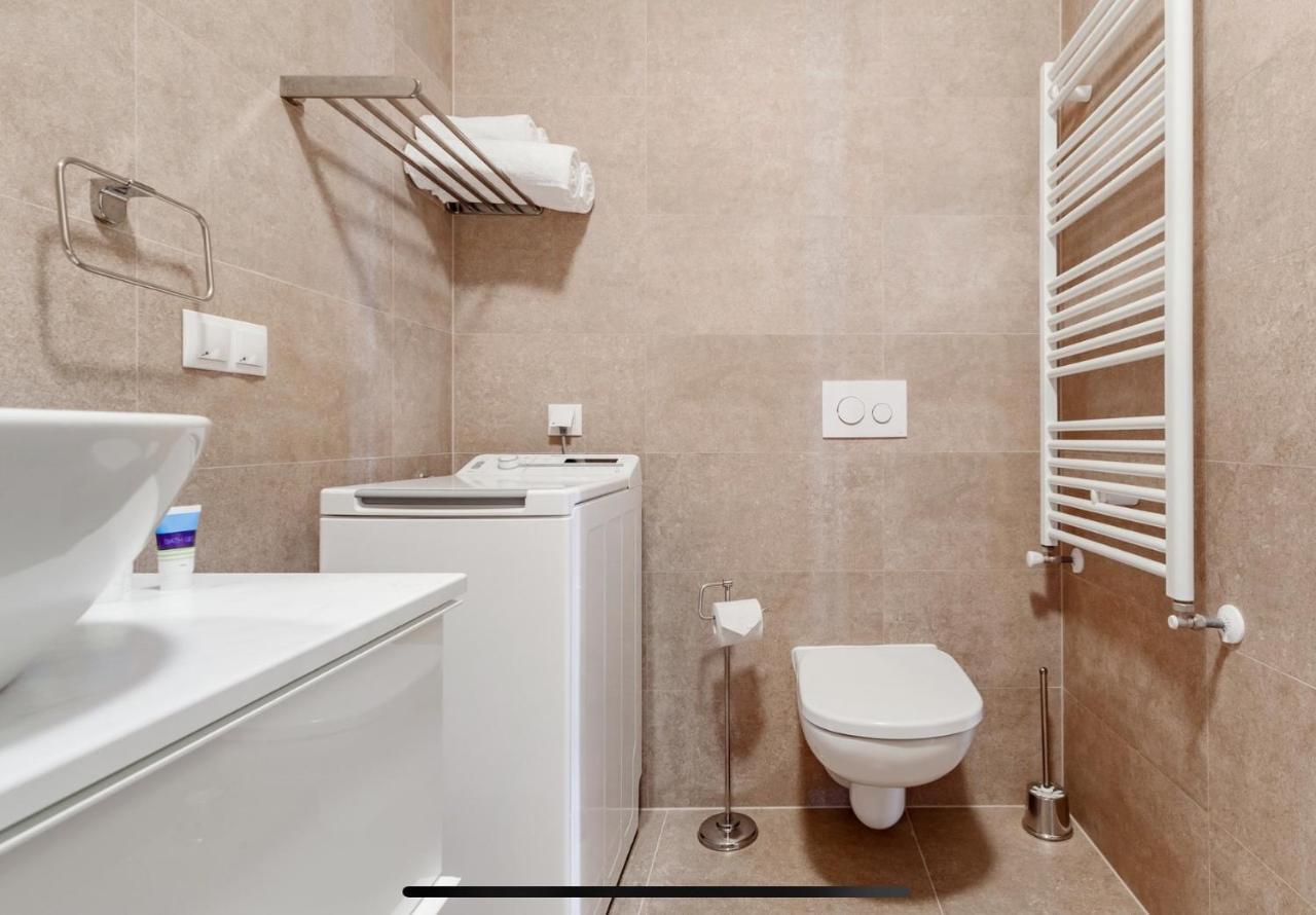 Ferienwohnung Modern Studio Brașov Exterior foto